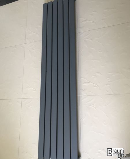 Вертикальний дизайнерський радіатор опалення ТМ ARTTIDESIGN Terni 6/1800 сірий 5547 фото