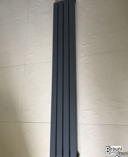 Вертикальний дизайнерський радіатор опалення TM ARTTIDESIGN Terni 4/1800 сірий матовий 5527 фото