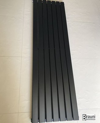 Вертикальный дизайнерский радиатор отопления TM ARTTIDESIGN Livorno 7/1600 чёрный матовый 5530 фото