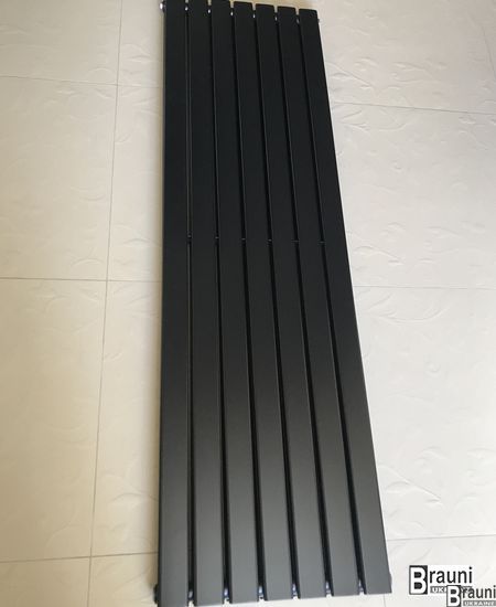 Вертикальний дизайнерський радіатор опалення TM ARTTIDESIGN Livorno 7/1600 чорний матовий 5530 фото