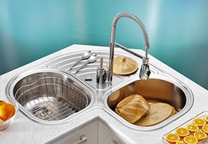 Замовити асиметричні кухонні мийки в Україні